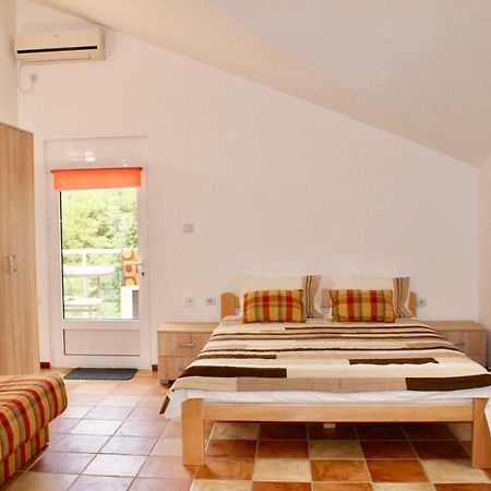 Studio Apartments Morinj Εξωτερικό φωτογραφία