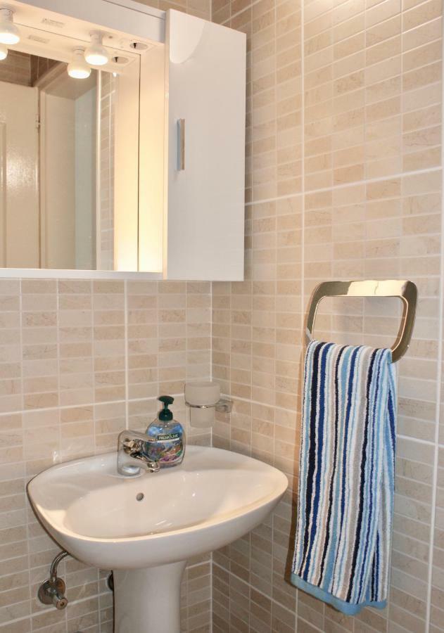 Studio Apartments Morinj Εξωτερικό φωτογραφία