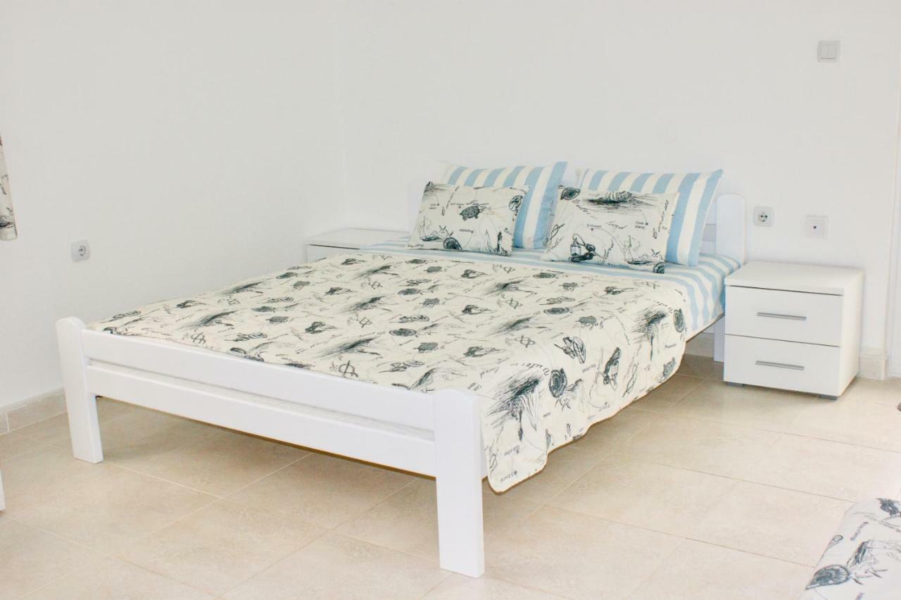Studio Apartments Morinj Εξωτερικό φωτογραφία