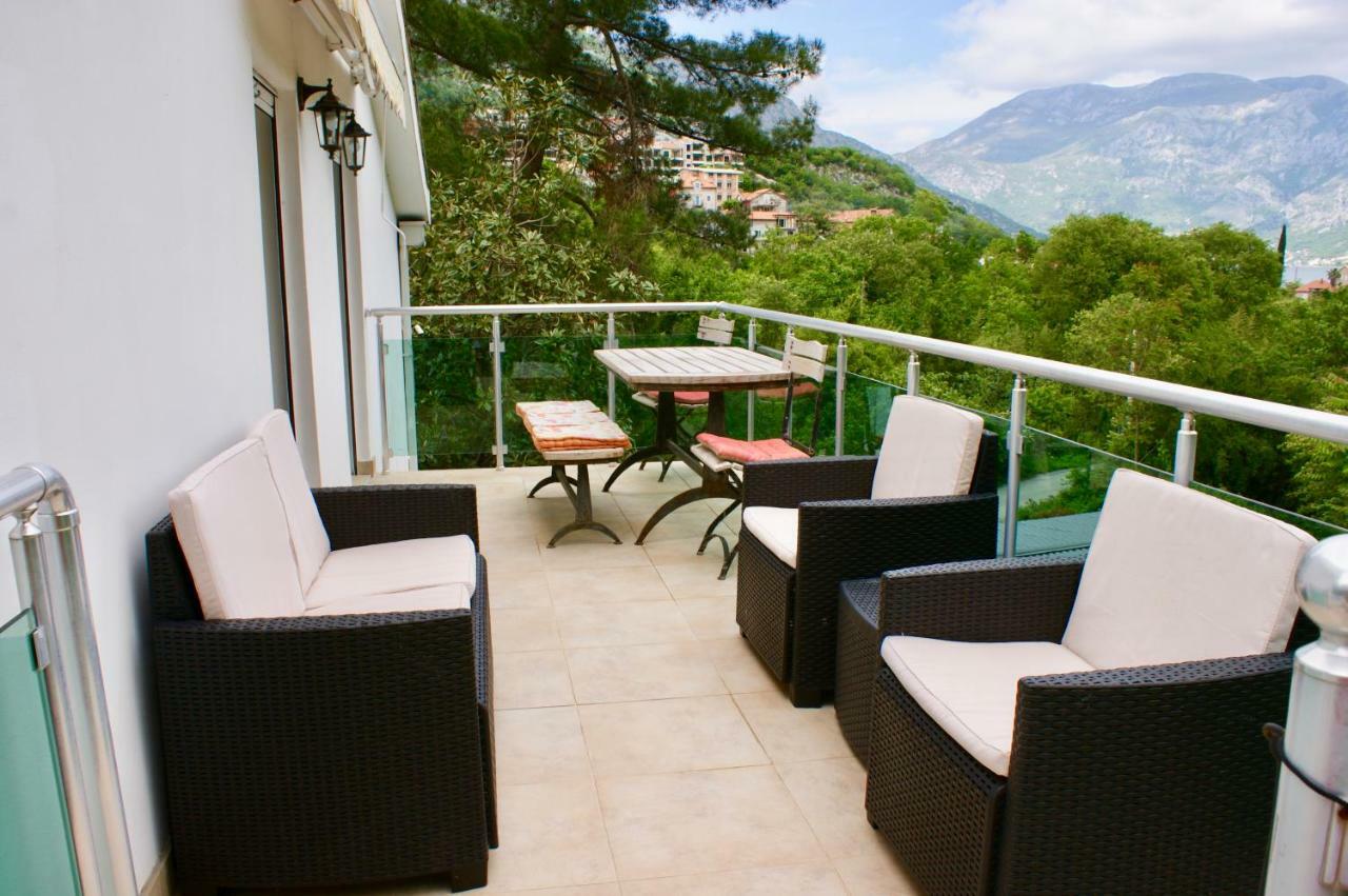 Studio Apartments Morinj Εξωτερικό φωτογραφία